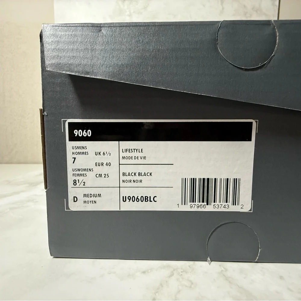 New Balance | Empty 9060 Shoe Box | Gray